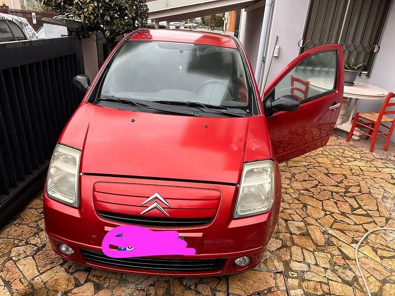 Usata Citroën C2 60 CV (44 kW) 2008 Rosso Utilitaria