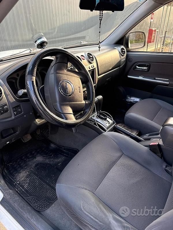 Usata Isuzu D-Max 131 CV (96 kW) 2009 Bianco Pick-up