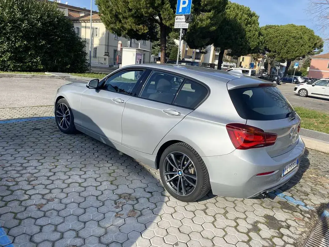 Usata BMW 118 Sport Line 150 CV (110 kW) 2019 Utilitaria