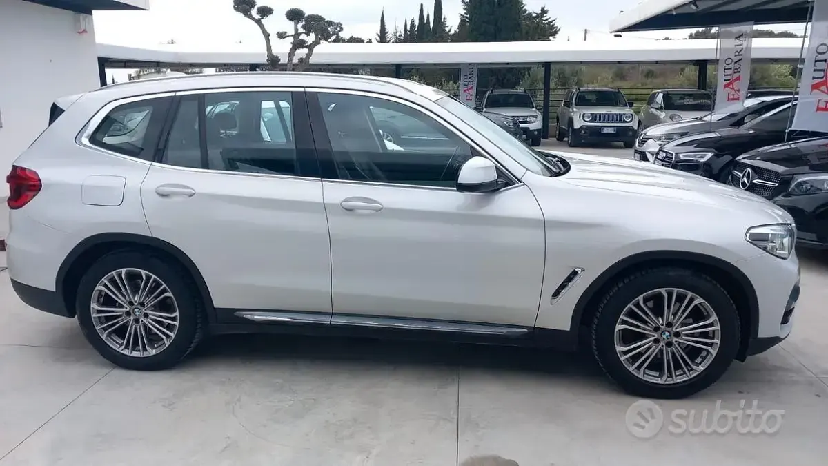 Begagnad BMW X3 Luxury Line 190 HK (139 kW) 2019 Vit SUV