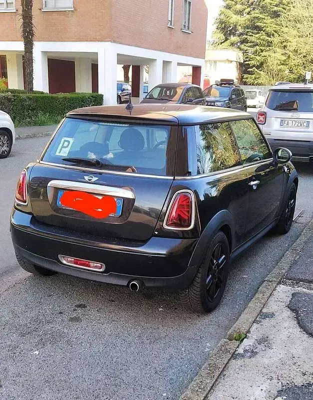Usata Mini ONE 75 CV (55 kW) 2010 Nero Utilitaria