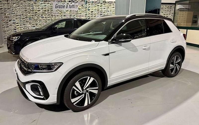 Nuova VW T-Roc R-line Plus 116 CV (85 kW) 2025 Pure white / tetto nero SUV