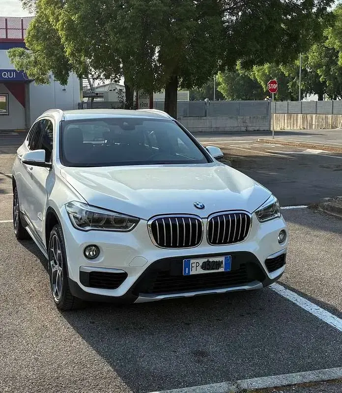 Usata BMW X1 150 CV (110 kW) 2018 Bianco SUV