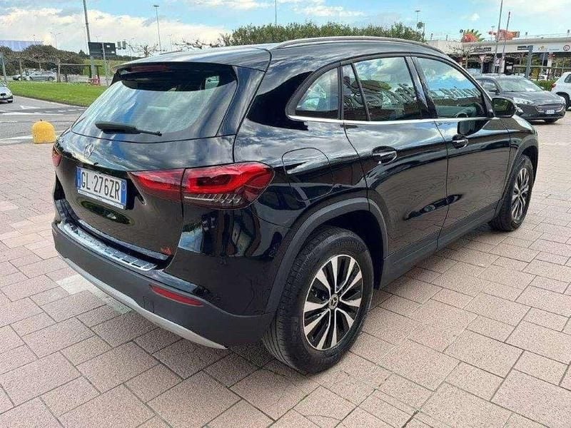 Usata Mercedes GLA250 160 CV (117 kW) 2022 Nero SUV