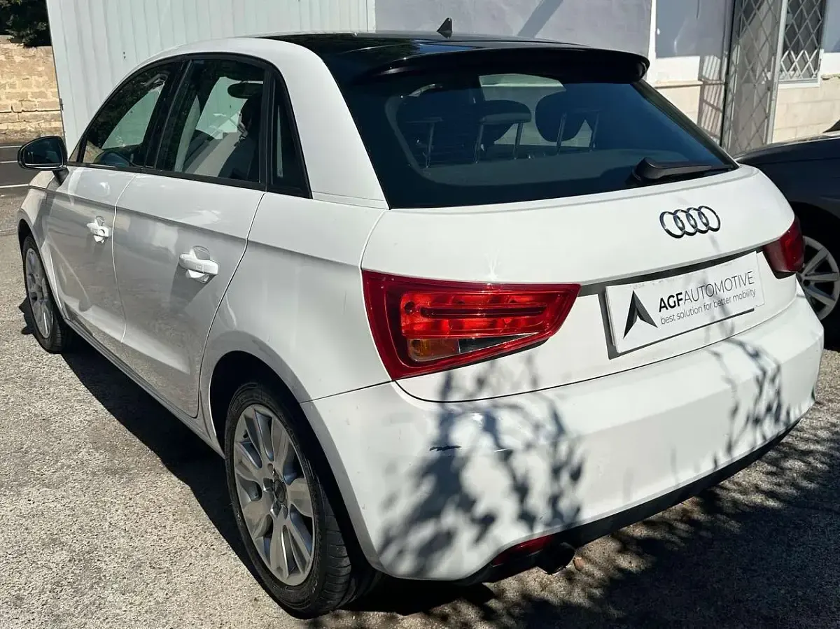 Usata Audi A1 Sportback Ambition 86 CV (63 kW) 2013 Bianco Utilitaria