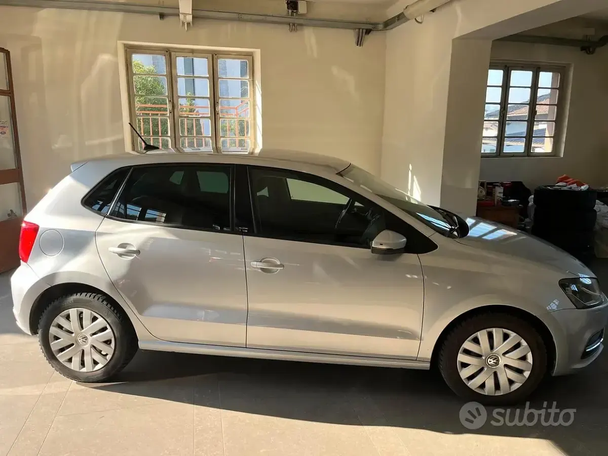 Usata VW Polo Business 90 CV (66 kW) 2016 Grigio Berlina