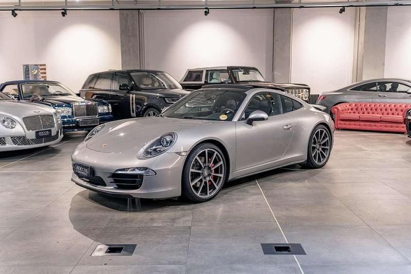 Argento Usata 2014 Porsche 911 Carrera 4S Coupé | 92.800 € (Buon prezzo) - Immagine 1/4