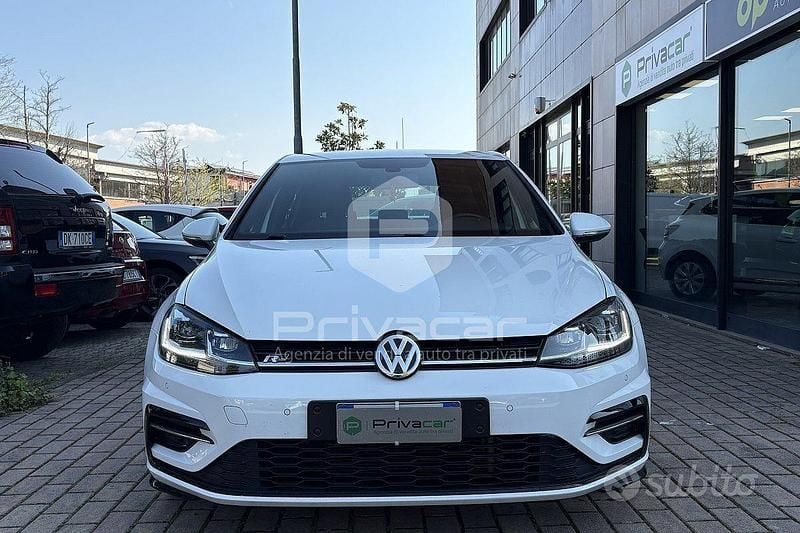 Usata VW Golf VII Sport 116 CV (85 kW) 2019 Bianco Utilitaria