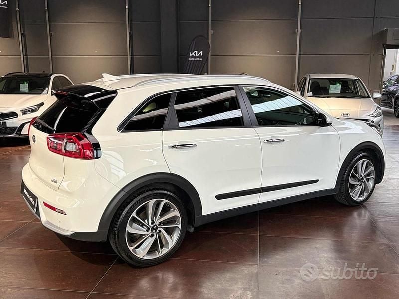 Usata Kia Niro 141 CV (103 kW) 2018 Bianco SUV