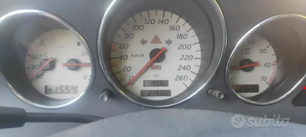 Usata Mercedes SLK200 163 CV (119 kW) 2002 Grigio Cabrio