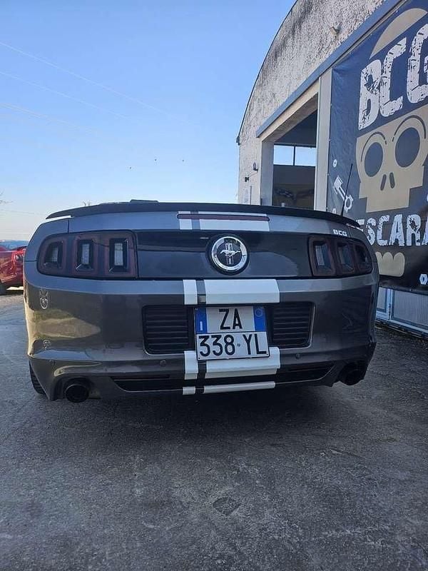 Usata Ford Mustang Convertible 309 CV (227 kW) 2013 Other Cabrio
