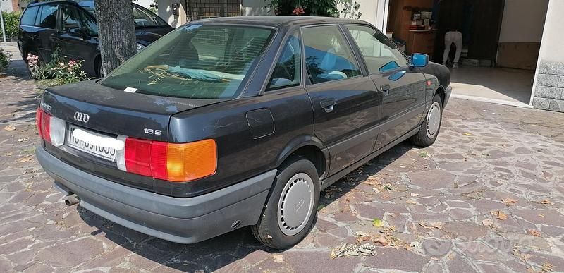 Usata Audi 80 87 CV (63 kW) 1990 Nero Berlina