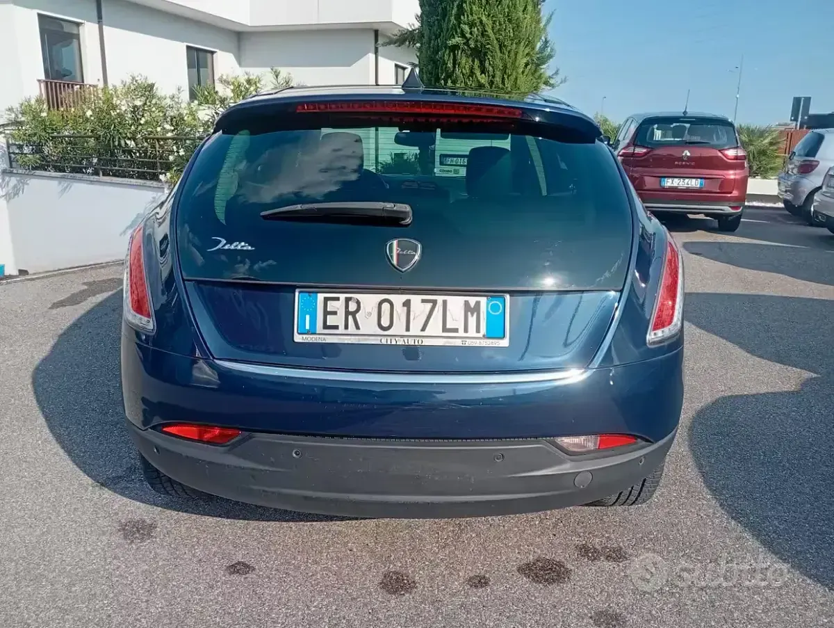 Usata Lancia Delta S 120 CV (88 kW) 2010 Nero Utilitaria
