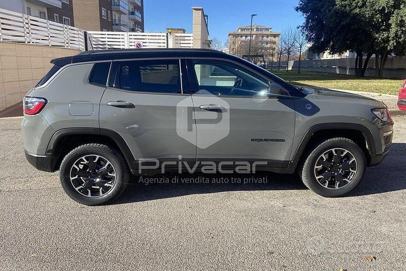 Usata Jeep Compass Trailhawk 240 CV (176 kW) 2021 Grigio SUV