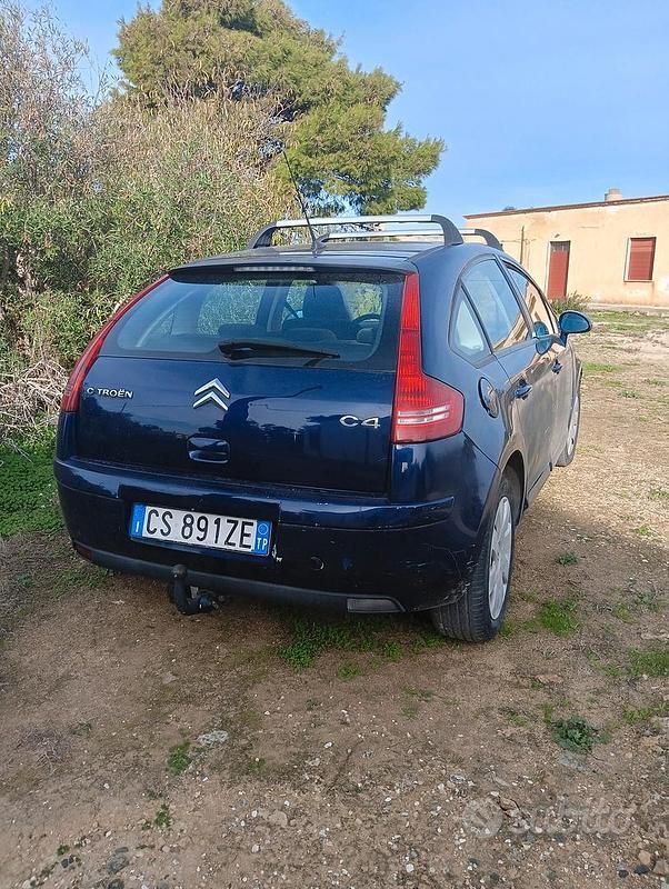 Usata Citroën C4 90 CV (66 kW) 2005 Blu Berlina