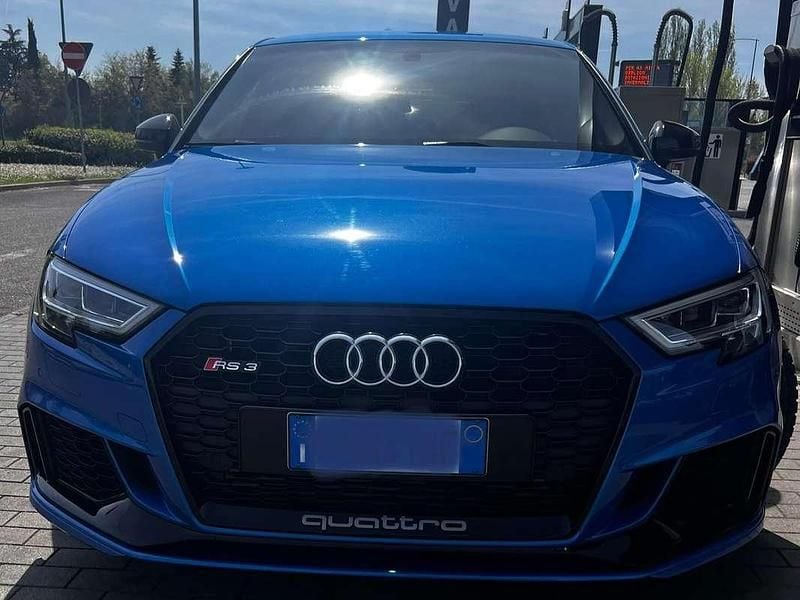 Usata Audi RS3 Ambiente 400 CV (294 kW) 2019 Blu/azzurro Berlina
