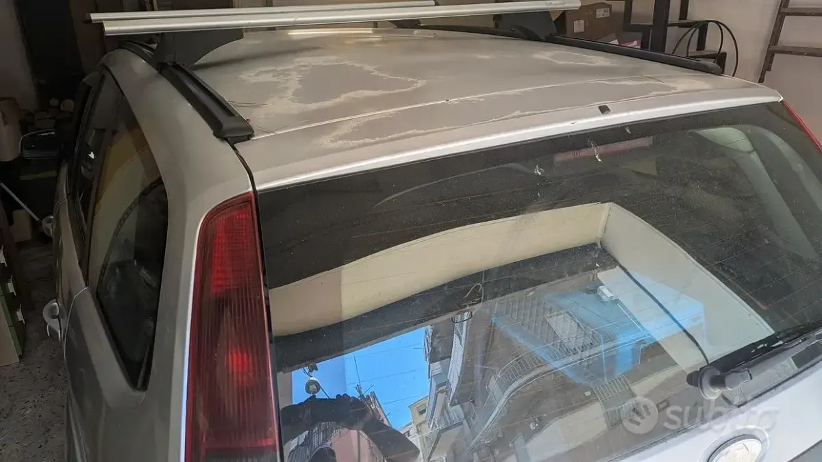 Usata Ford Focus 90 CV (66 kW) 2006 Grigio Station wagon