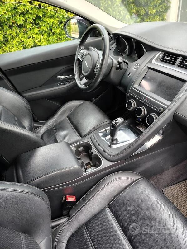 Nero Usata 2019 Jaguar E-Pace SUV | 21.500 € (Buon prezzo) - Immagine 1/4