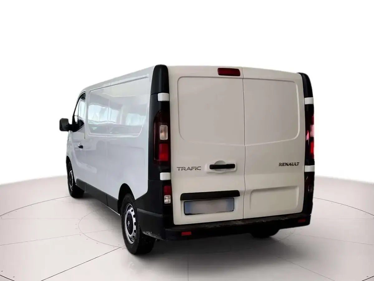 Usata Renault Trafic 145 CV (106 kW) 2020 Bianco Monovolume