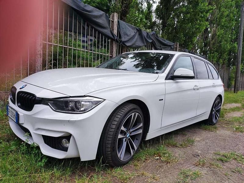 Usata BMW 316 Sport Line 116 CV (85 kW) 2012 Bianco Station wagon