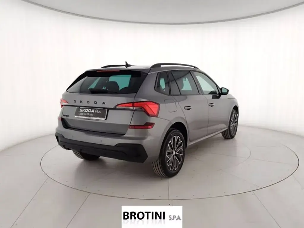 Usata Skoda Kamiq 95 CV (69 kW) 2024 Grigio metallizzato SUV