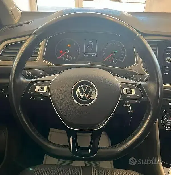 Usata VW T-Roc 150 CV (110 kW) 2021 Bianco SUV