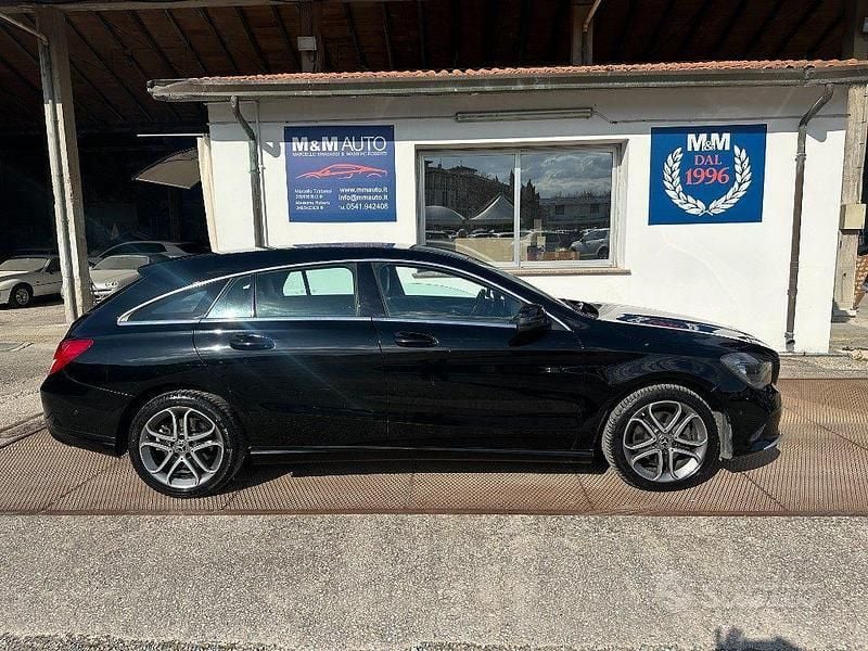 Nero Usata 2018 Mercedes CLA200 Business Station wagon | 18.500 € (Buon prezzo) - Immagine 1/4