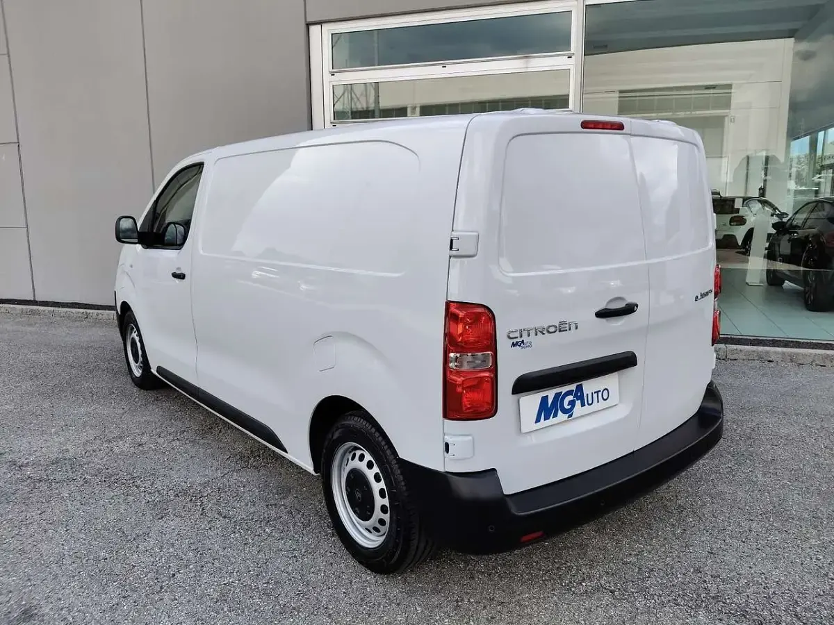 Usata Citroën e-Jumpy 56 kW (77 CV) 2025 Bianco Monovolume