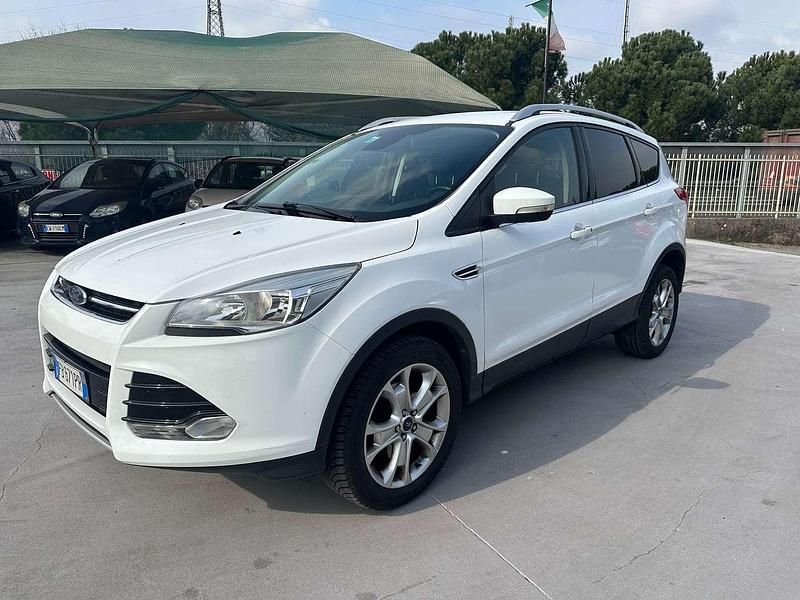 Usata Ford Kuga Titanium 150 CV (110 kW) 2016 Bianco SUV