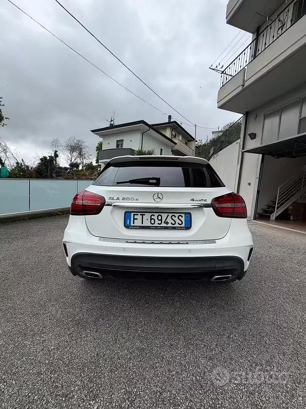 Usata Mercedes GLA200 Edition 136 CV (100 kW) 2019 Bianco SUV
