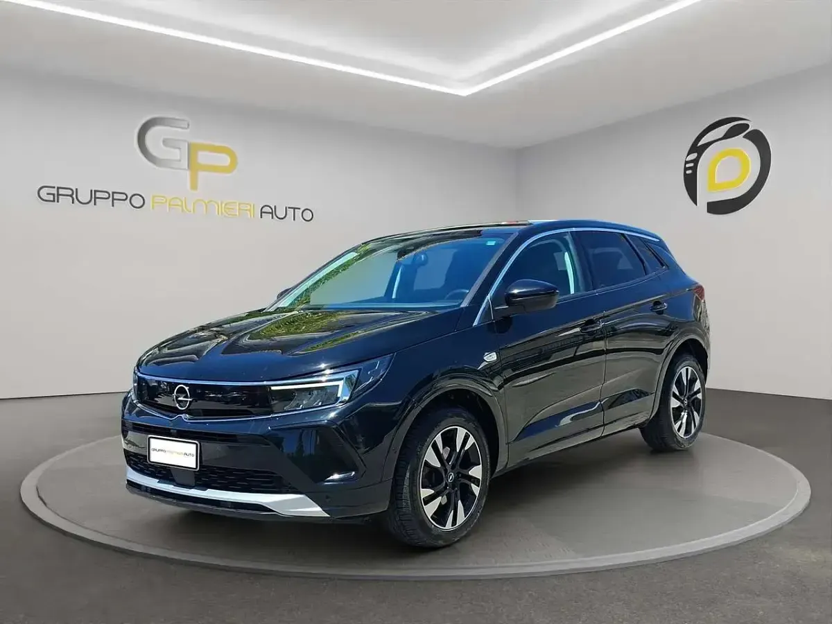 Usata Opel Grandland X Business Elegance 131 CV (96 kW) 2023 Nero SUV