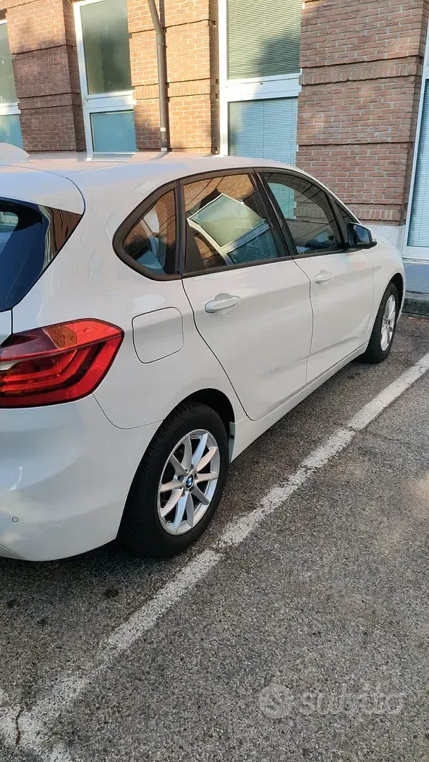 Usata BMW 218 Active Tourer 95 CV (69 kW) 2017 Bianco Monovolume