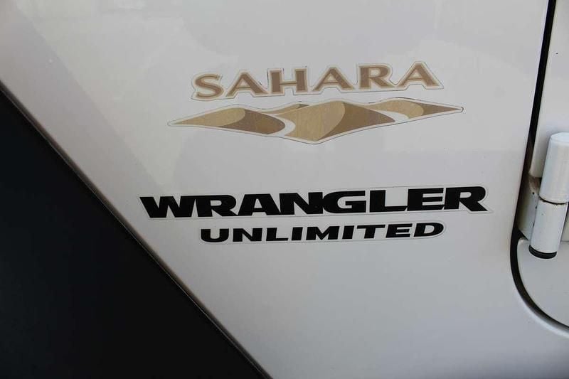 Occasion Jeep Wrangler Sahara 200 ch (147 kW) 2014 Blanc SUV