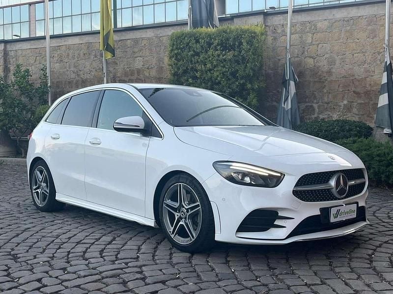 Bianco Usata 2020 Mercedes B200 Premium Monovolume | 17.990 € (Super prezzo) - Immagine 1/4