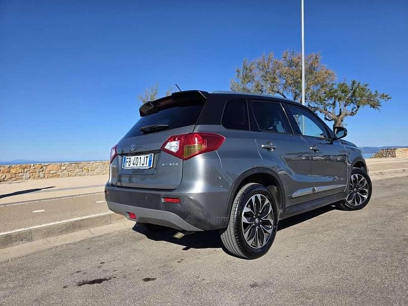Usata Suzuki Vitara 120 CV (88 kW) 2015 Grigio SUV