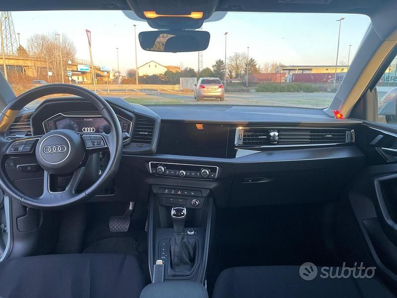 Usata Audi A1 Sportback 110 CV (80 kW) 2022 Grigio Utilitaria