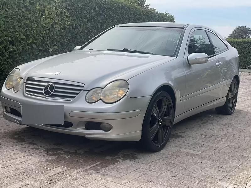 Usata Mercedes C220 2001 Grigio Coupé