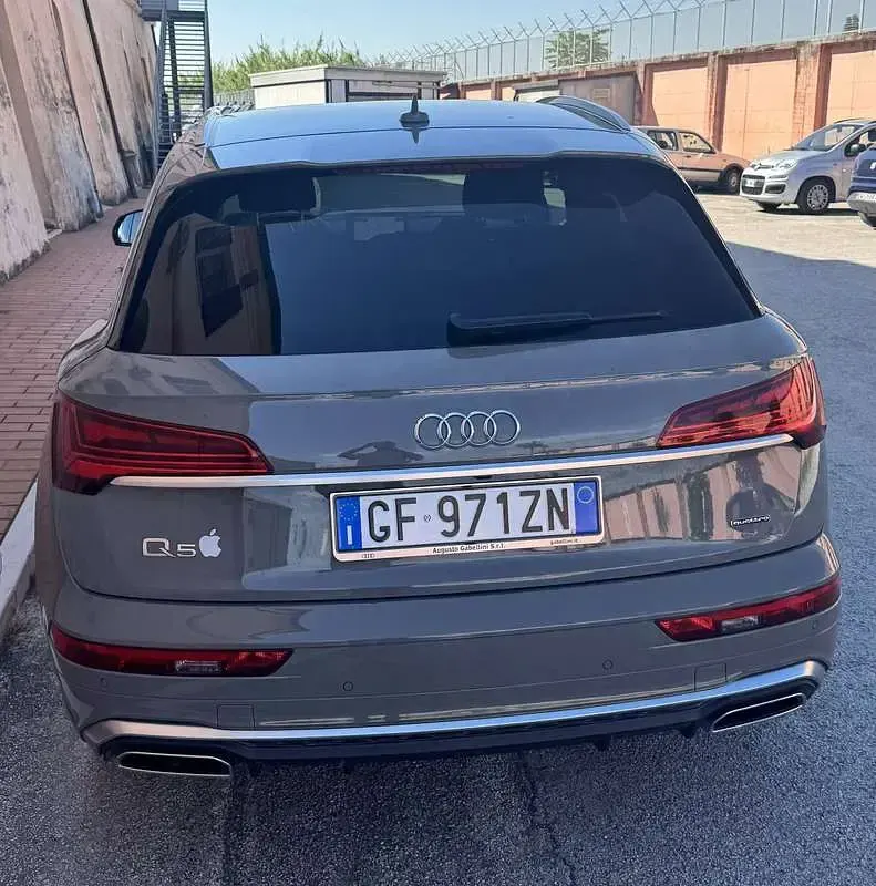 Usata Audi Q5 S-Line 204 CV (150 kW) 2021 Grigio SUV