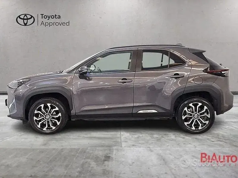 Usata Toyota Yaris Cross Trend 115 CV (84 kW) 2023 Grigio SUV