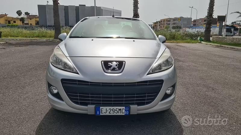 Occasion Peugeot 207 CC 112 PK (82 kW) 2011 Grijs Cabriolet