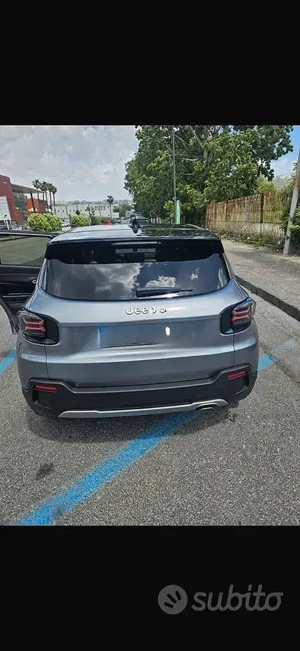 Usata Jeep Avenger Summit 101 CV (74 kW) 2023 Grigio SUV