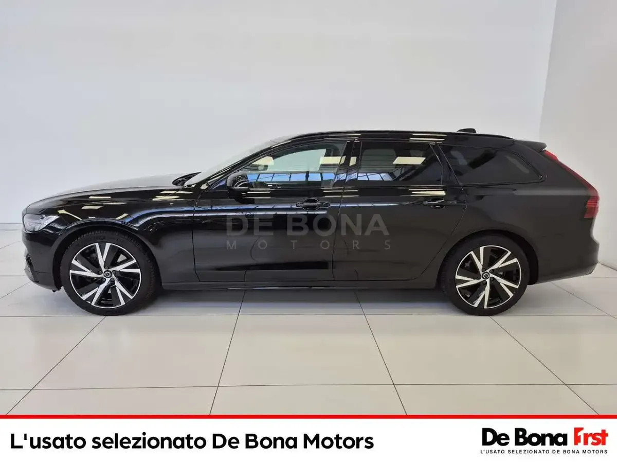 Usata Volvo V90 Plus 197 CV (144 kW) 2022 Nero Station wagon