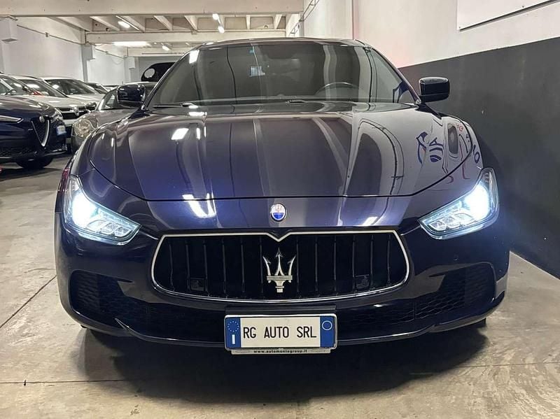 Usata Maserati Ghibli 250 CV (183 kW) 2016 Blue scuderia Berlina