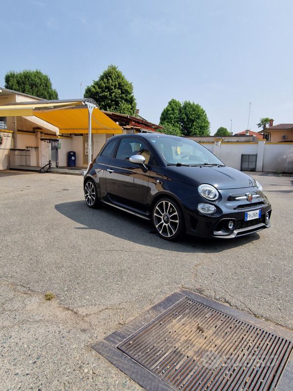 Nero Usata 2017 Abarth 595 Turismo Due volumi | 14.700 € (Buon prezzo) - Immagine 1/4
