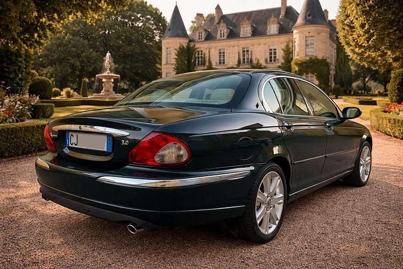 Usata Jaguar X-type Executive 230 CV (169 kW) 2003 Verde Berlina