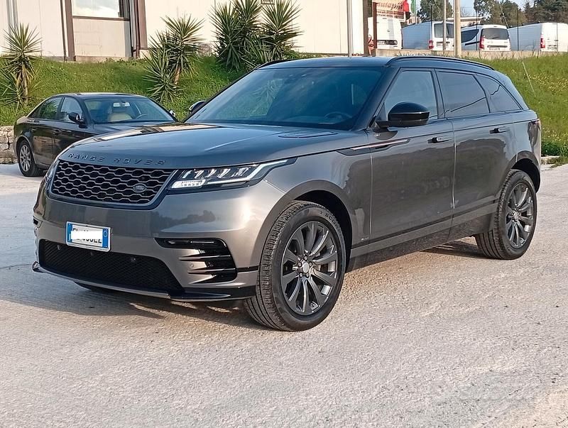 Usata Land Rover Range Rover Velar HSE Dynamic 241 CV (177 kW) 2017 Grigio SUV