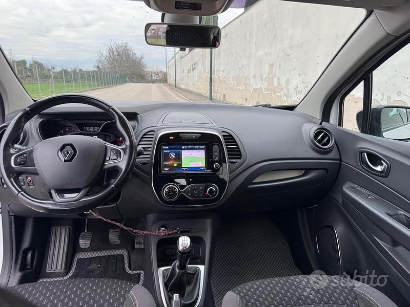 Usata Renault Captur 90 CV (66 kW) 2018 Bianco SUV