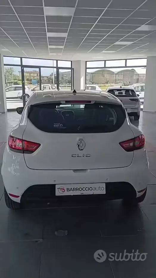 Usata Renault Clio IV Life 75 CV (55 kW) 2018 Bianco Berlina