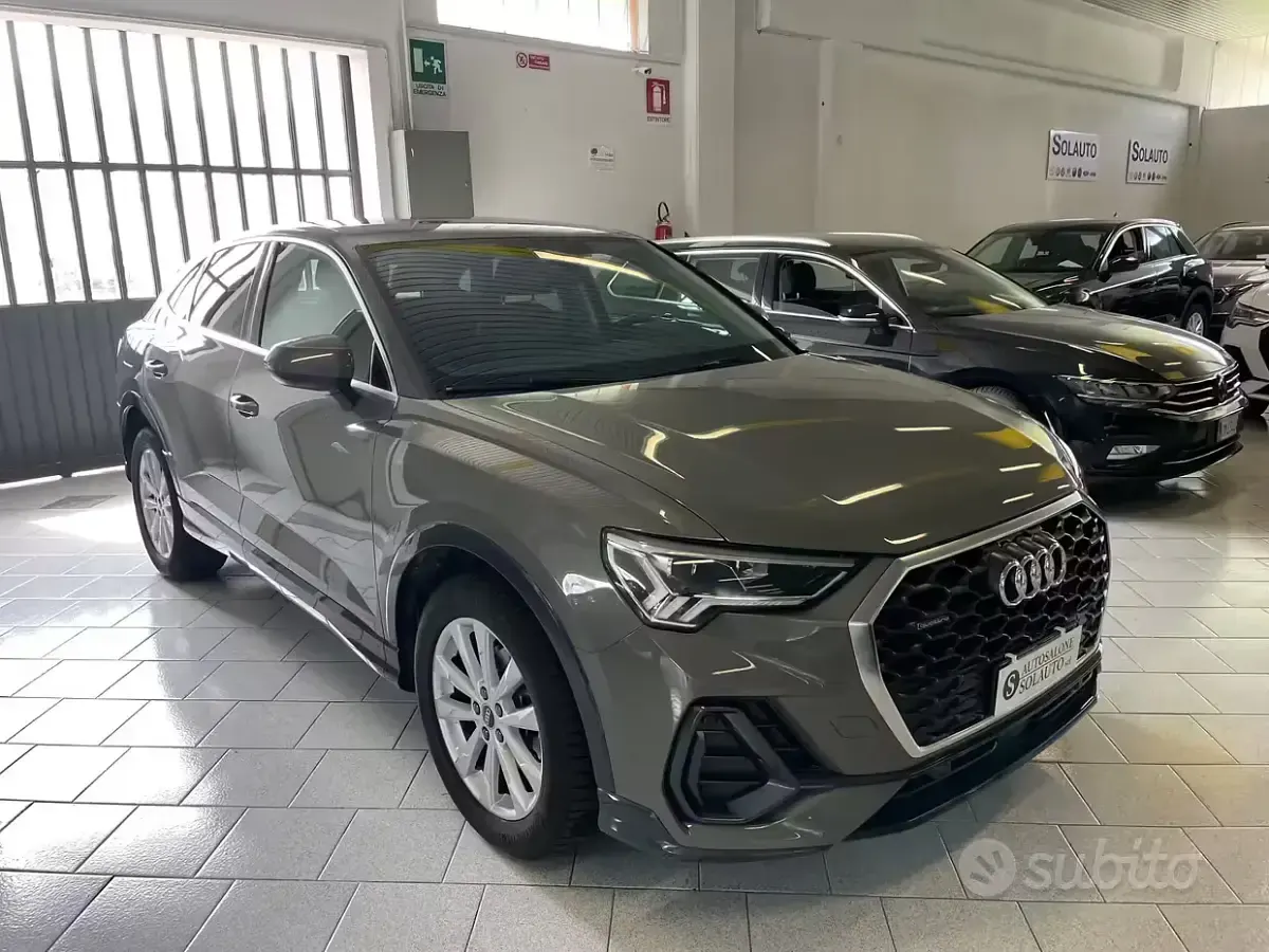 Usata Audi Q3 Sportback Business Plus 150 CV (110 kW) 2022 Grigio SUV