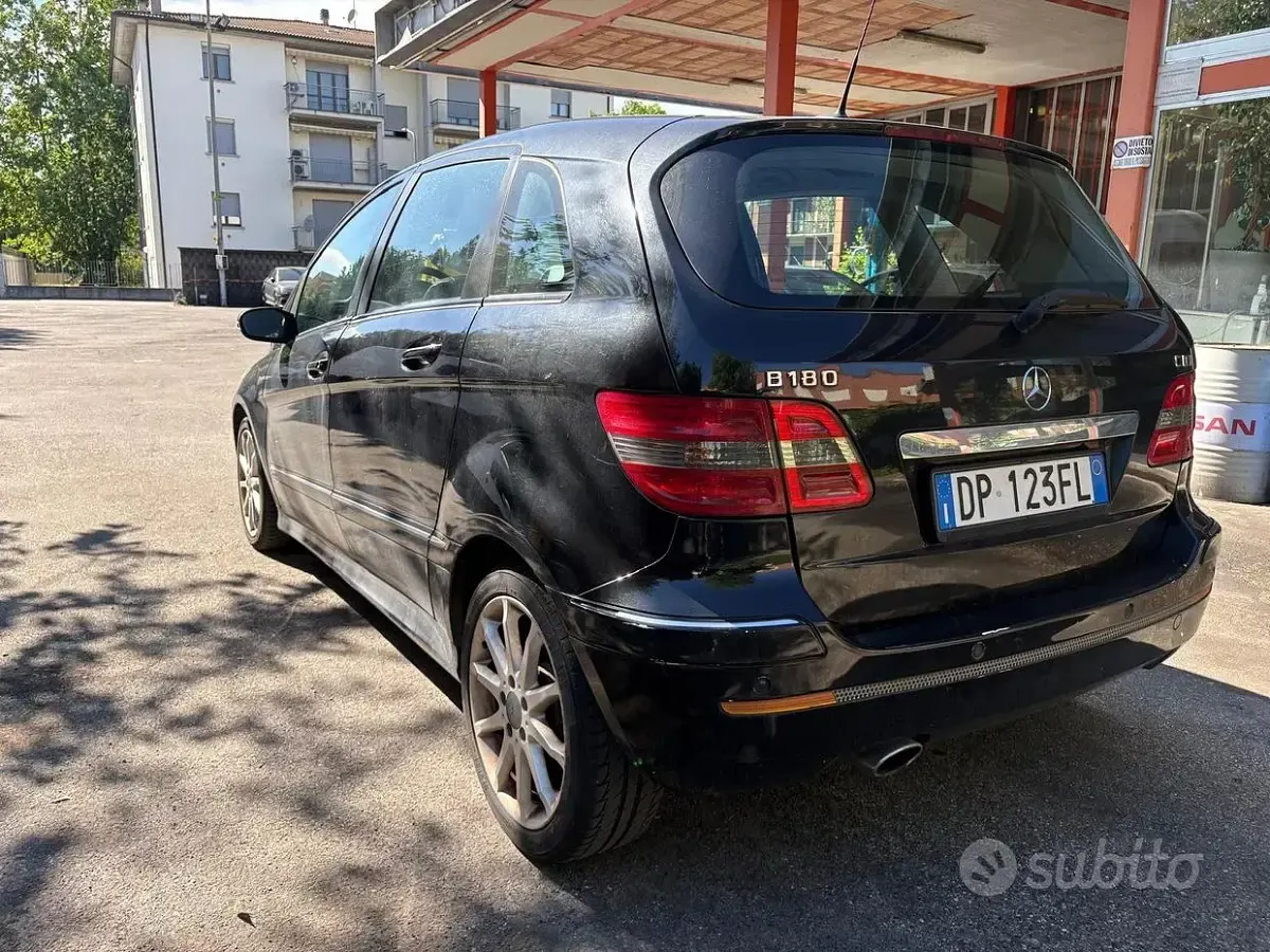Usata Mercedes B180 109 CV (80 kW) 2008 Monovolume